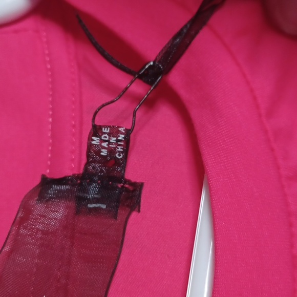 NWT- Code X Mode- Barely Cropped Tee- Hot Barbie Pink- Medium - Picture 3 of 8